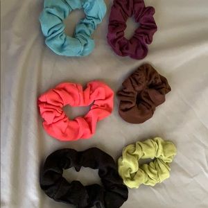 scrunchies